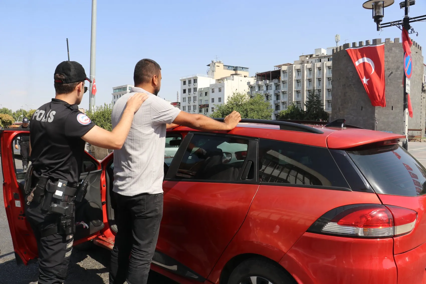 Diyarbakır sokaklarında Yunus timleri 7 ayda 529 silaha el koydu