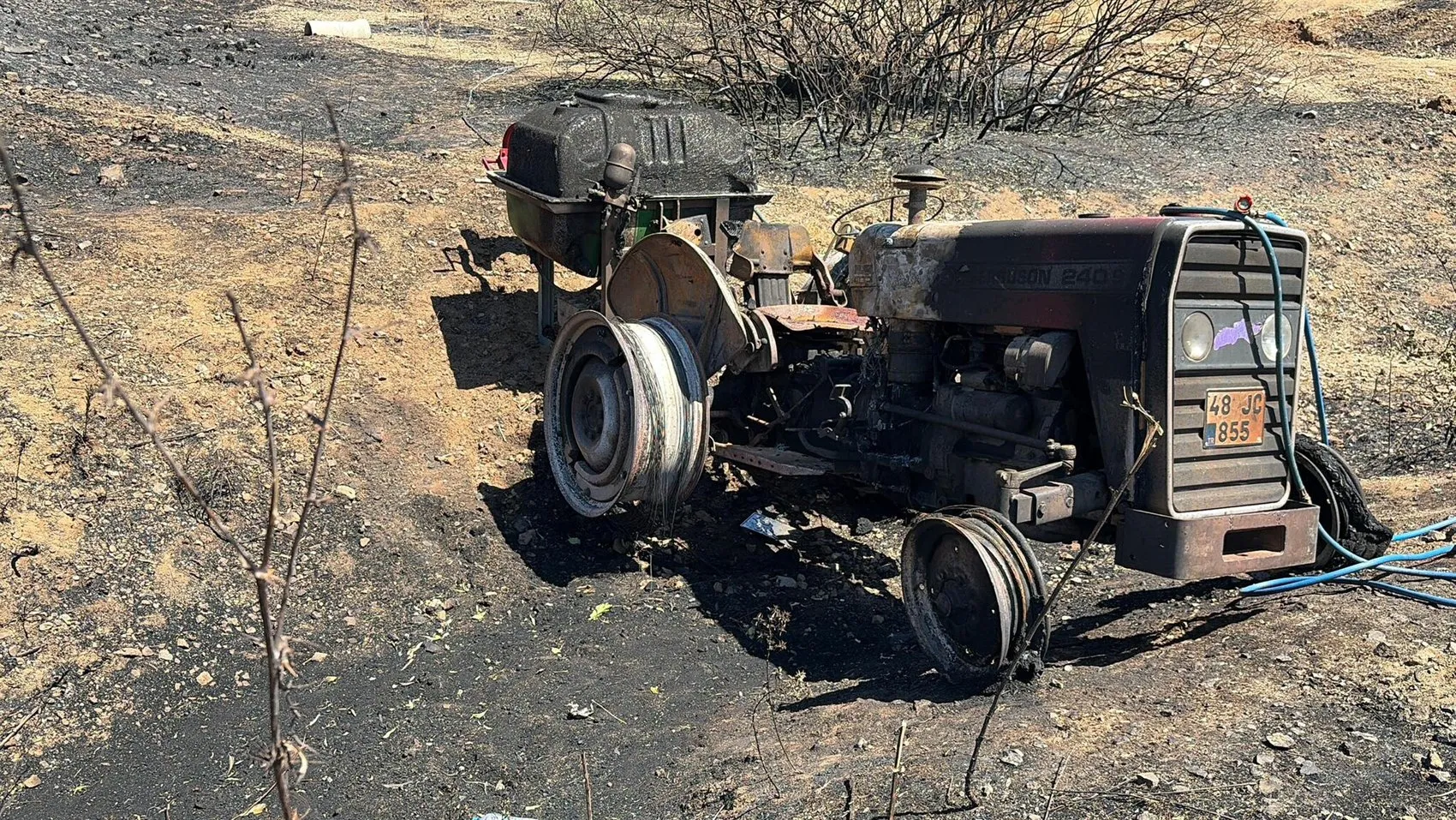Fethiye'de alevlerin izleri dronla kaydedildi 50 hektar kül oldu