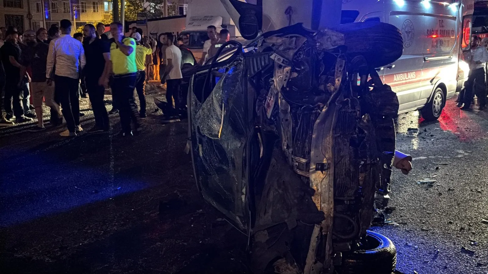 Bursa'da kırmızı ışık ihlali ortalığı birbirine kattı