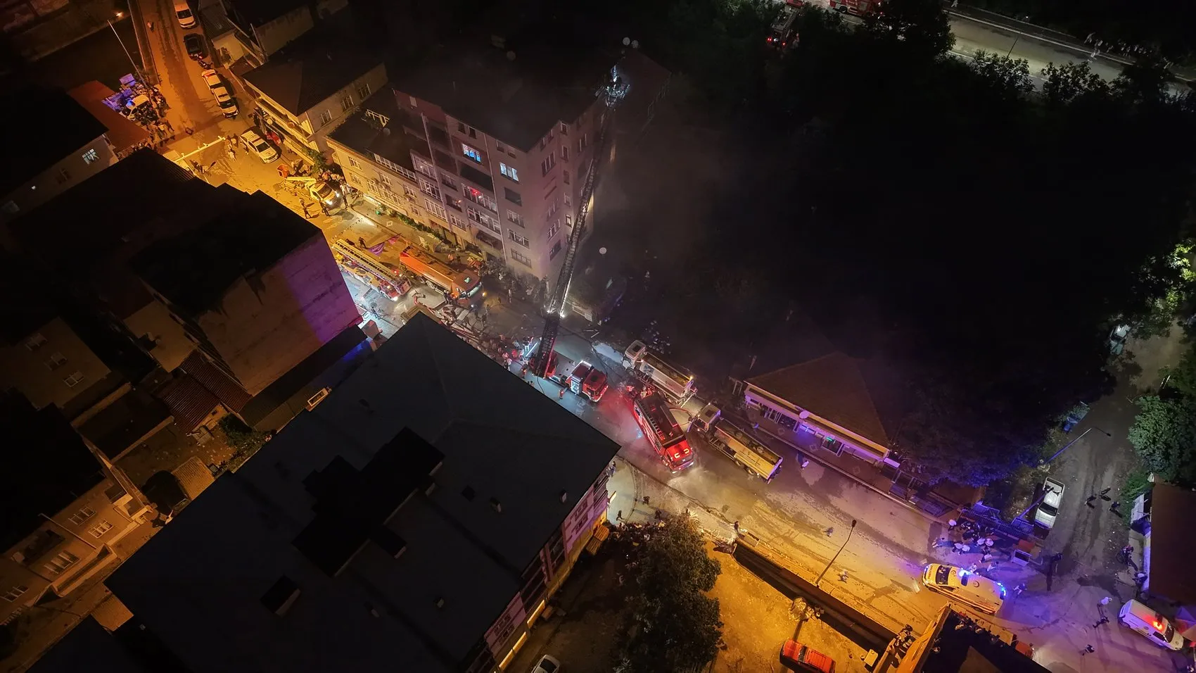 Samsun’da depo yangını korkuttu