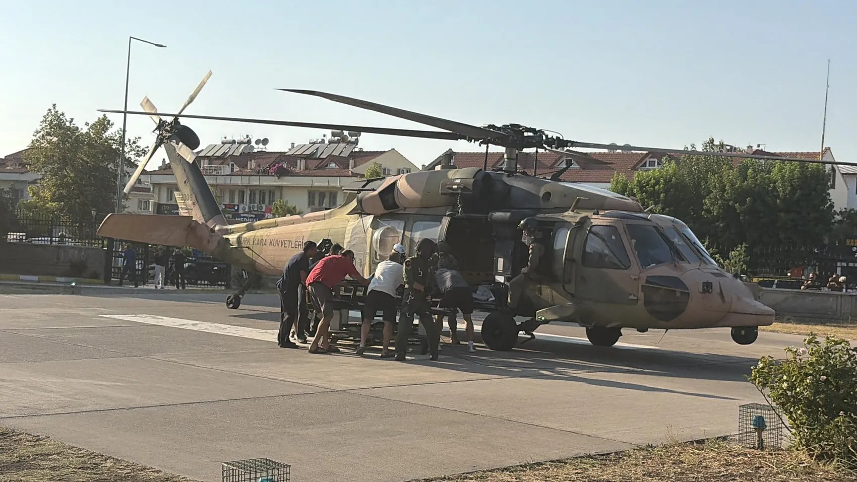 Babadağ'da tandem atlayışı faciayla bitti Pilot ve Çinli turist öldü
