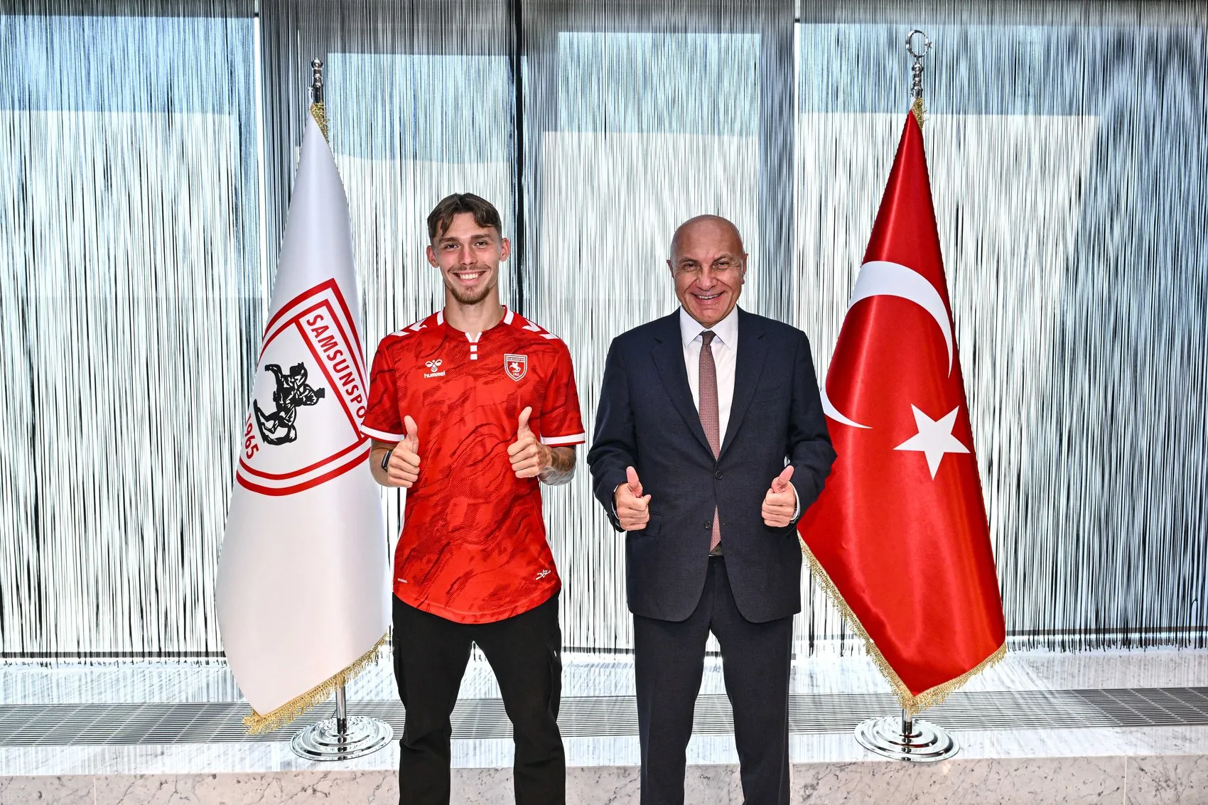 Samsunspor savunmayı Polonyalı genç stopere emanet etti