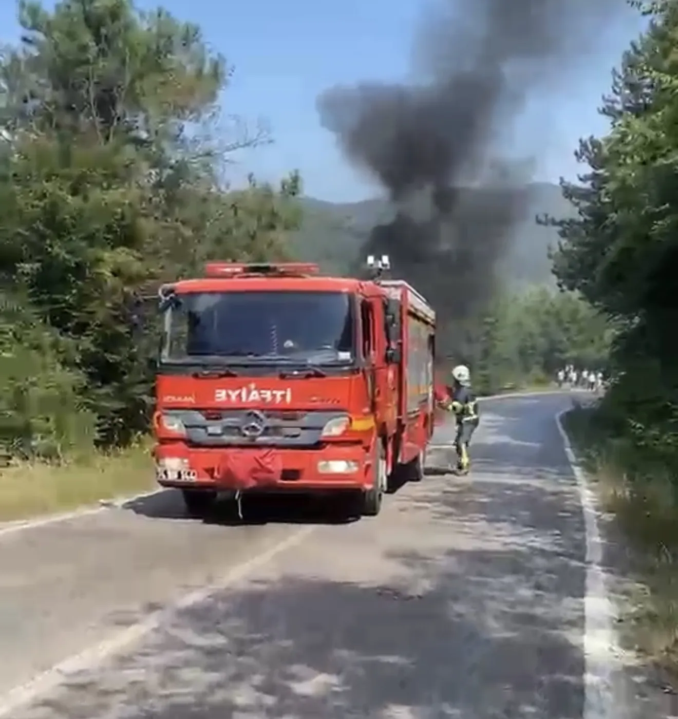 İnkumu yolunda seyir halindeki otomobil küle döndü