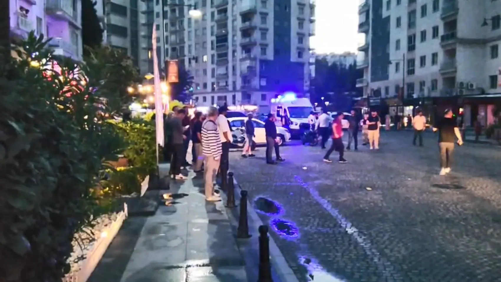 Esenyurt'ta sabah mesaisi Kafede elektrik kontağı dehşeti