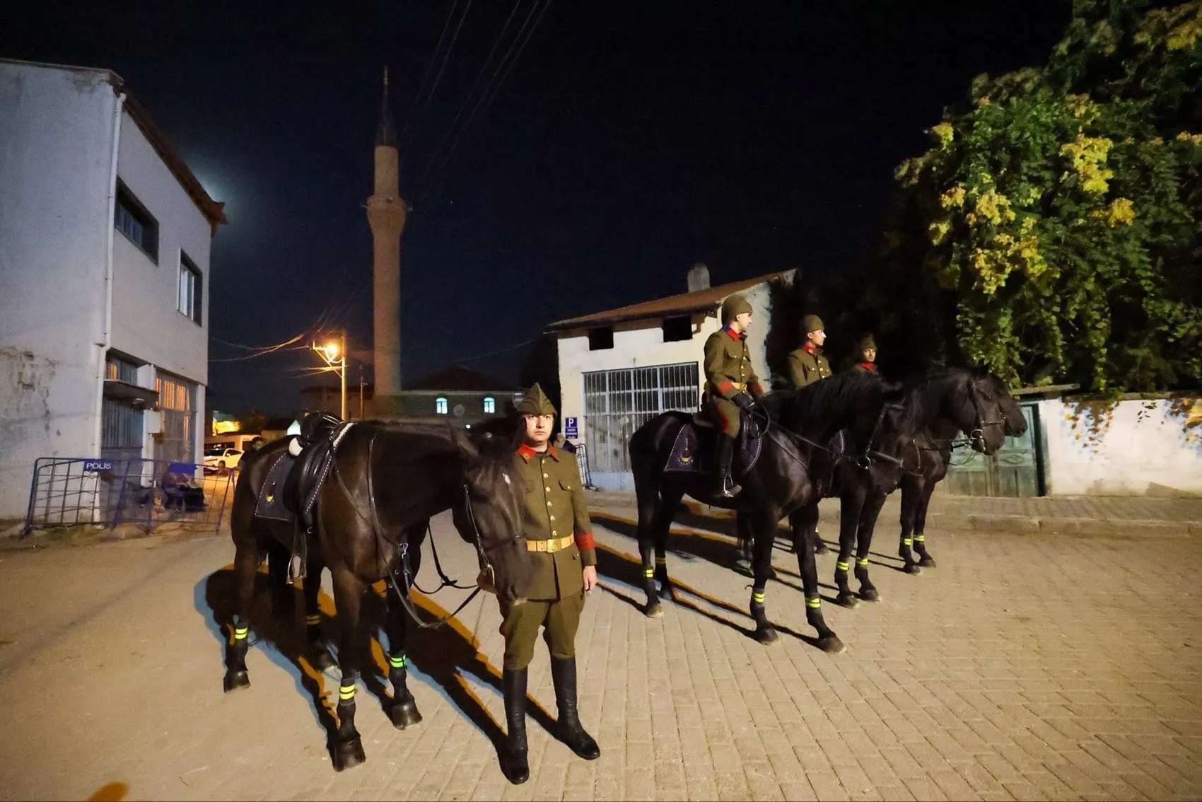 Kurtulmuş Malazgirt girişse Afyon çıkış kapısı