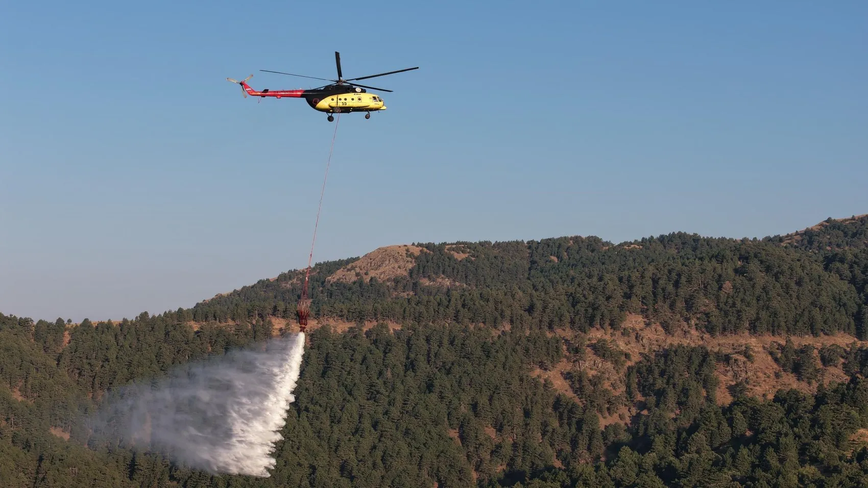 Aydın Kuyucak'ta orman yangını ikinci gününe girdi