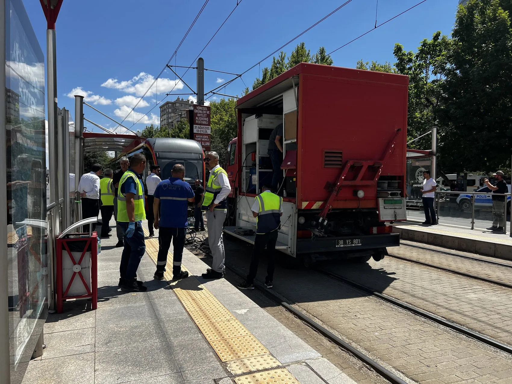 Kayseri'de tramvay kazası bir genç kızı hayattan kopardı