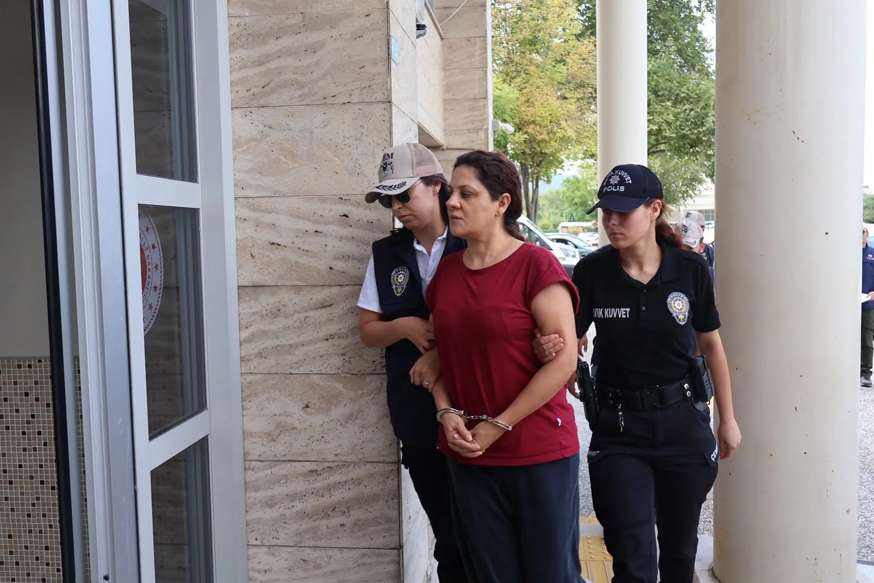 Cumhurbaşkanına suikast planlayan askerin ablası hakim karşısına çıkıyor