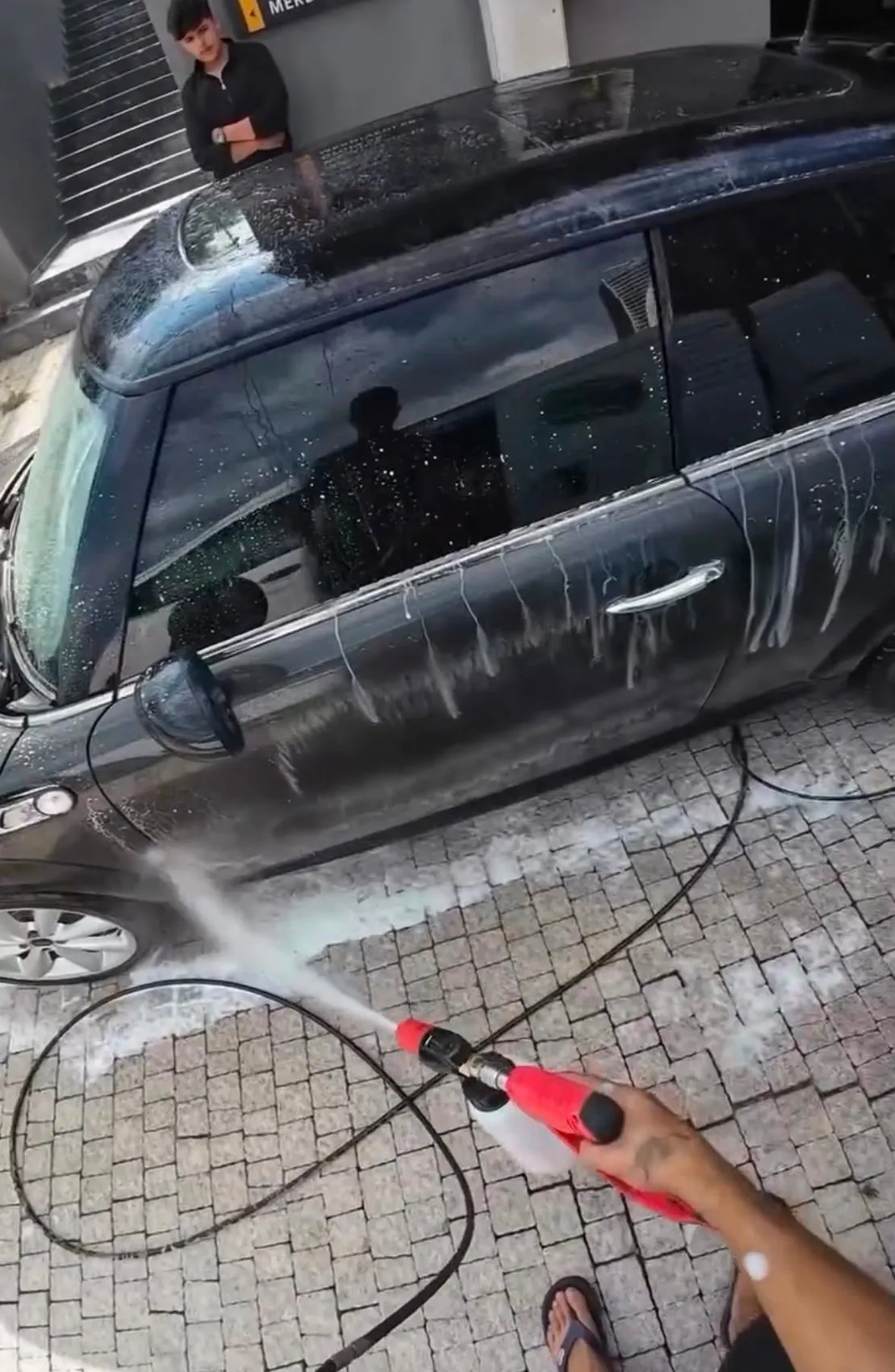 Bursa sokaklarında ücretsiz temizlik devri