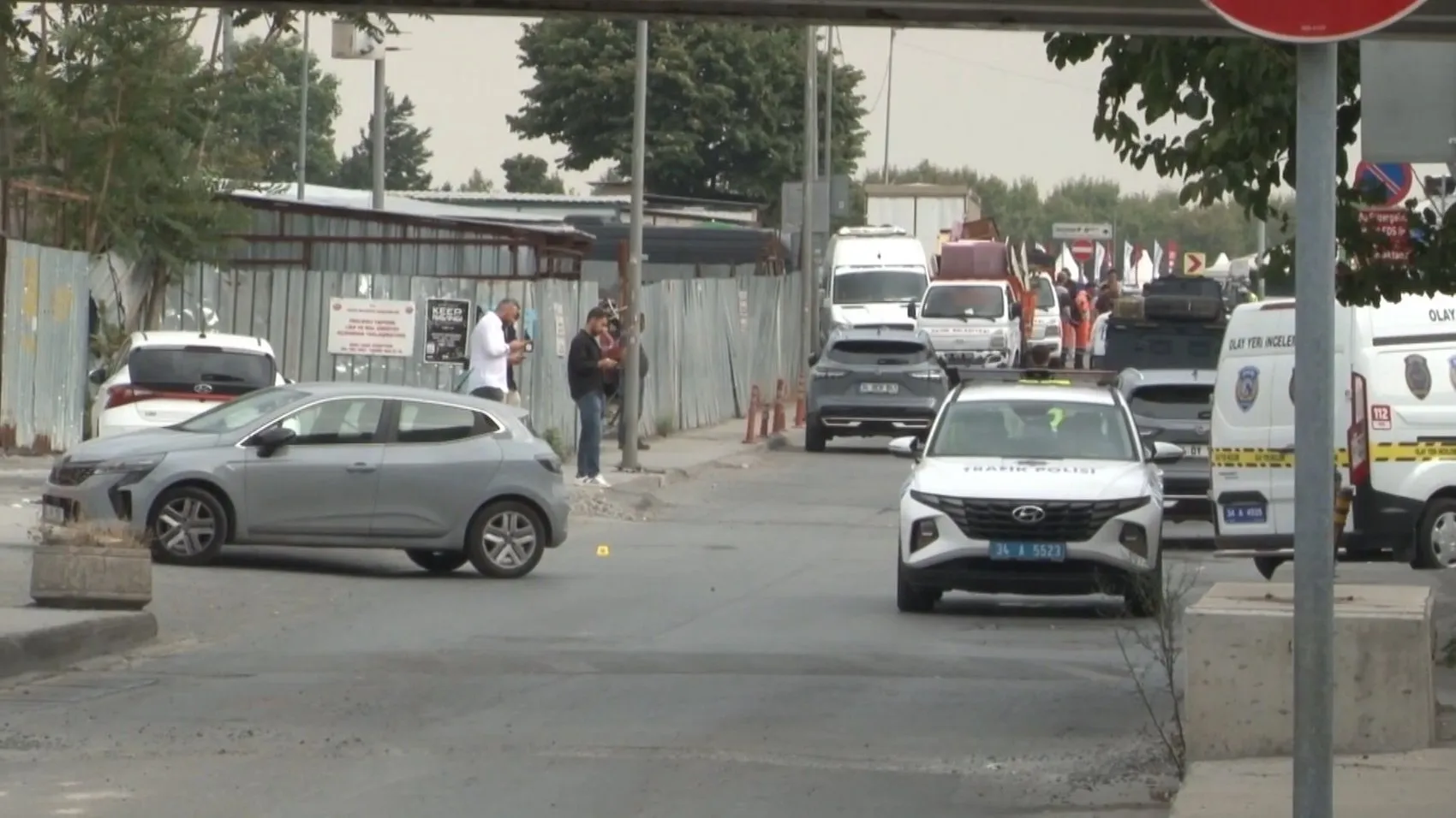 Fatih’te görevli trafik polisine bıçaklı saldırı girişimi