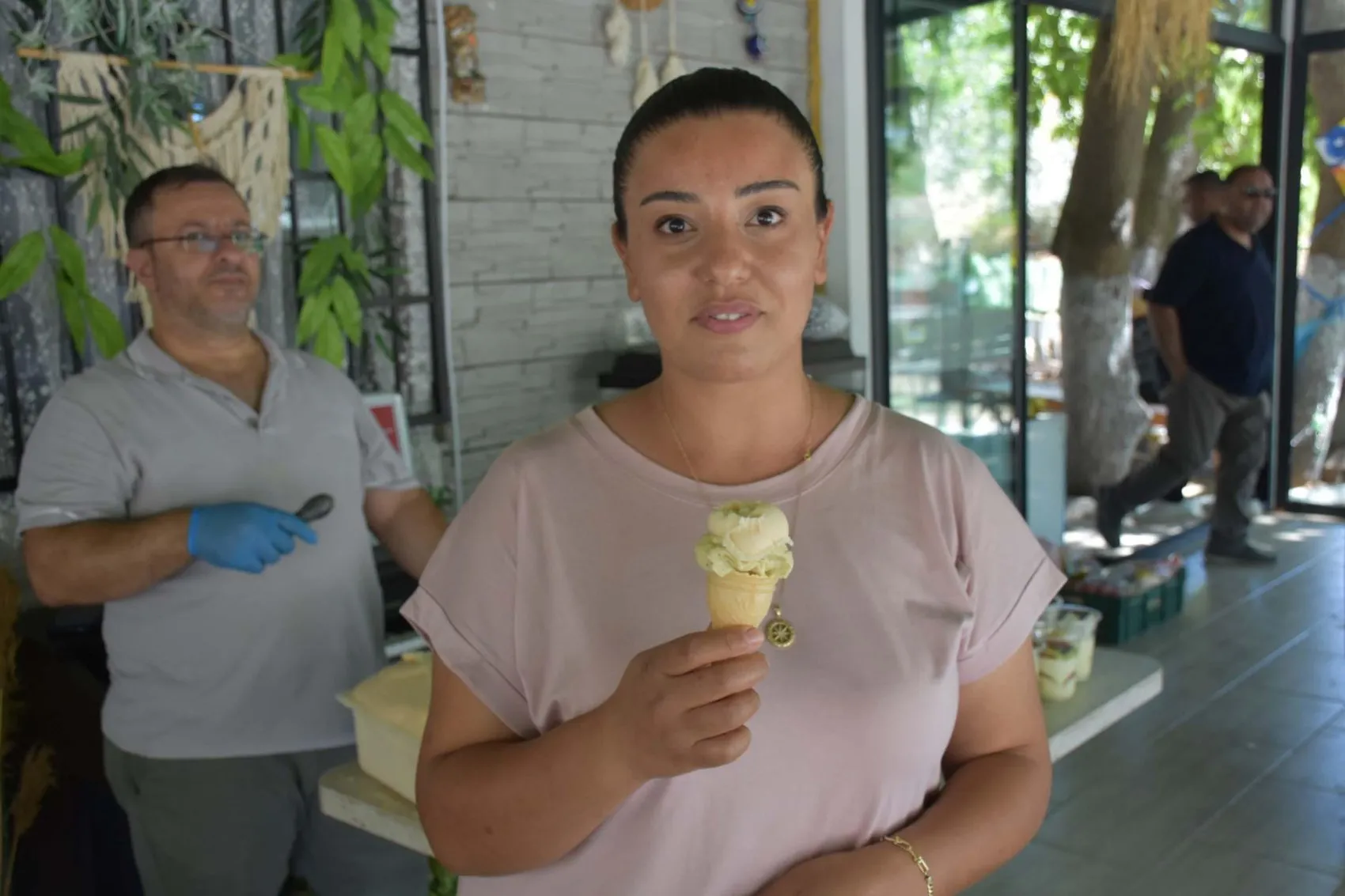 Kırklar Mahallesi'nin meşhur kavunu ve inciri artık dondurmada