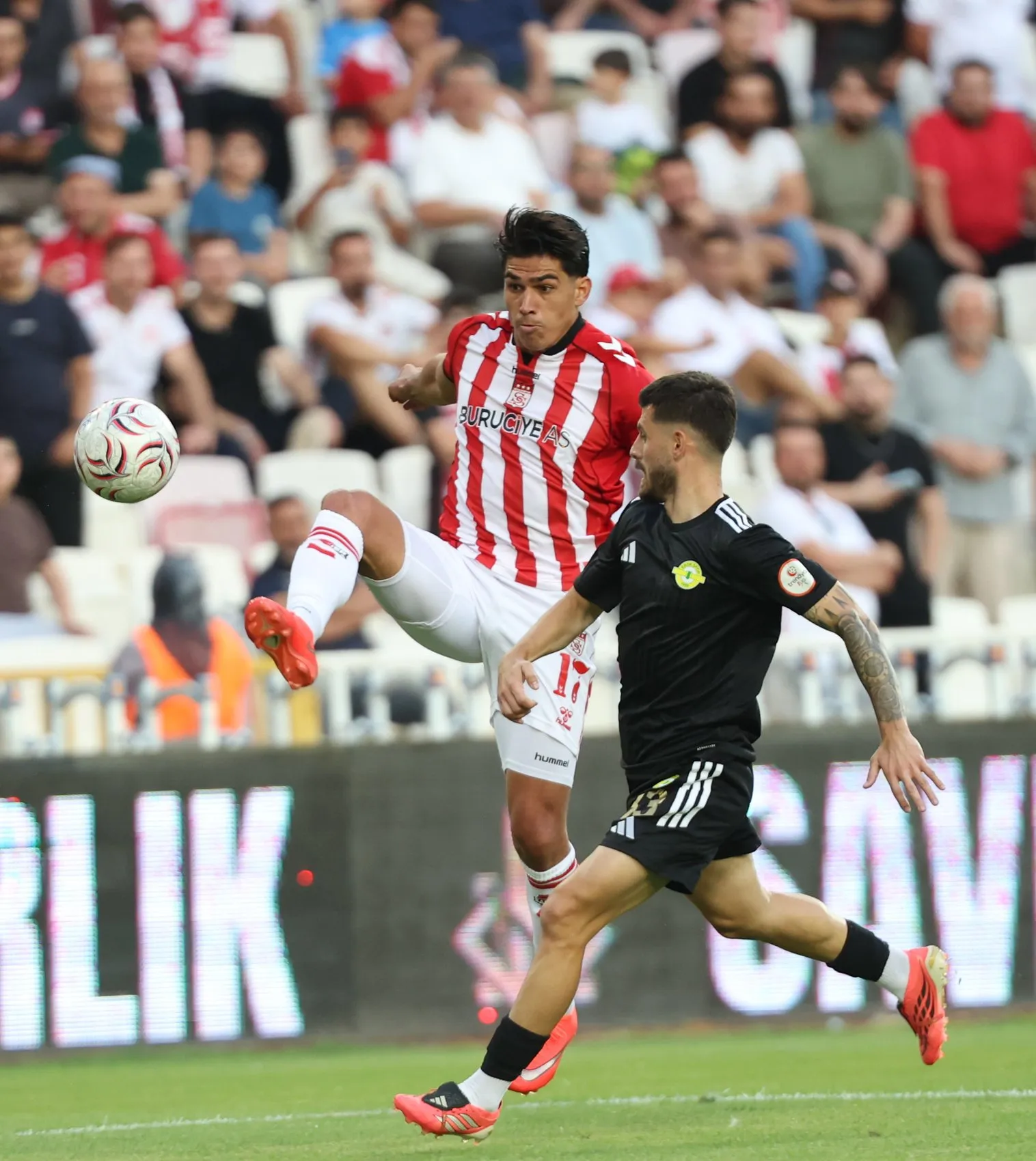 Sivasspor sezonu golsüz beraberlikle açtı
