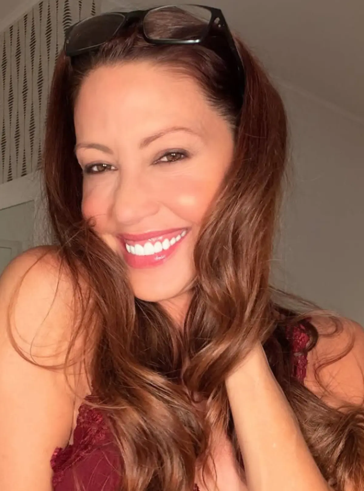 Shannon Elizabeth OnlyFans tan 9 günde servet kazandı! 2