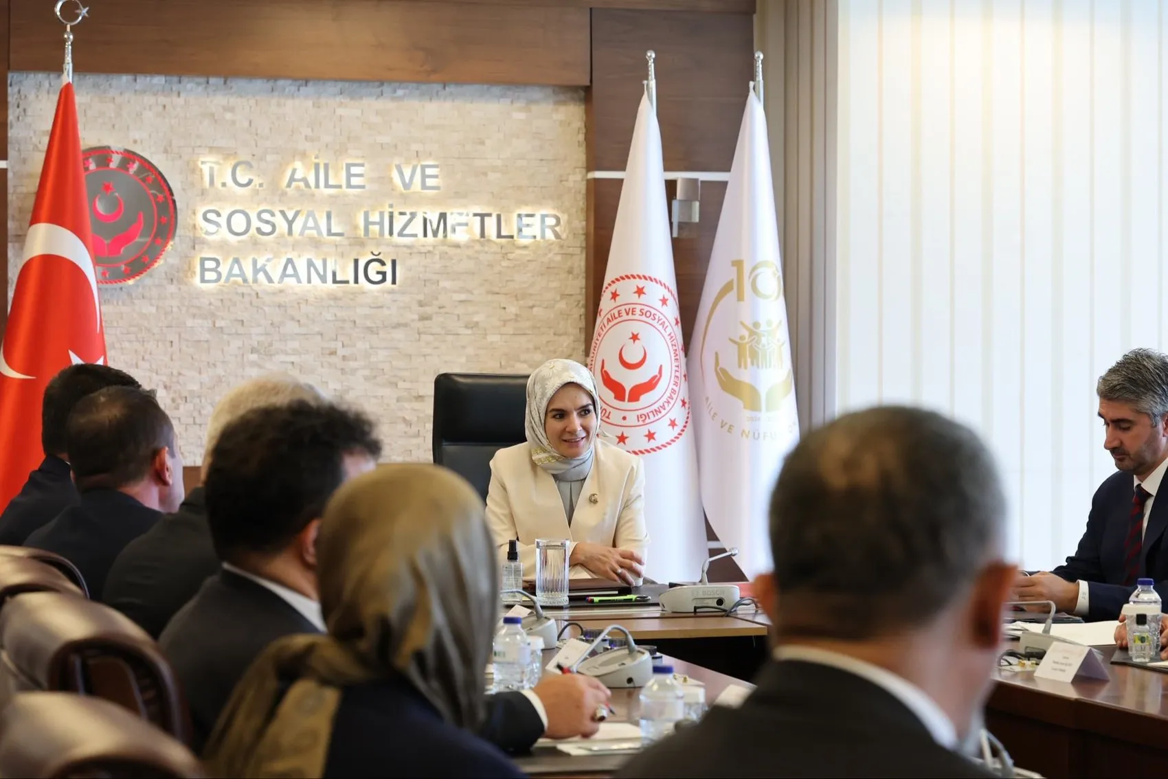 Bakan Göktaş şehit yakınları ve gazileri ağırladı