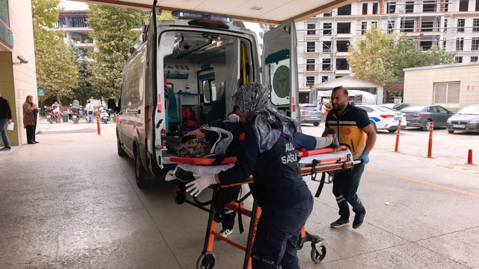 İnegöl'de korkunç kaza: Halk otobüsü yaşlı kadını hayattan kopardı