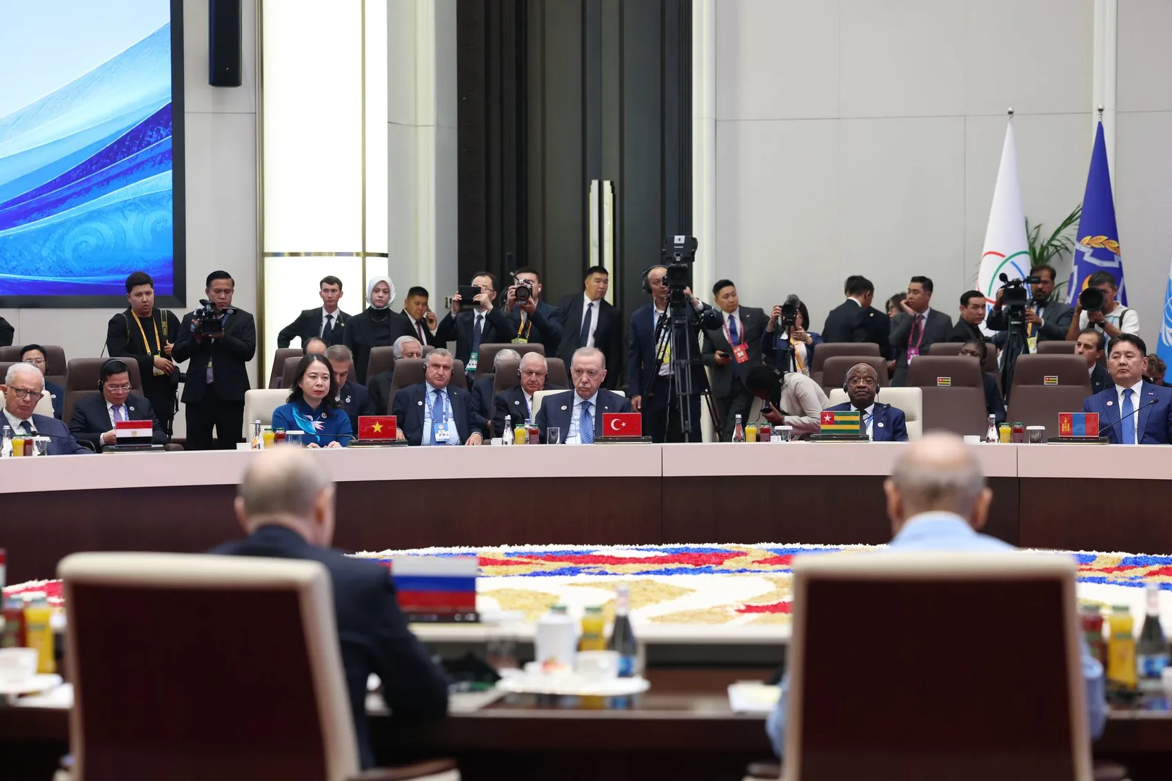 Erdoğan'dan Bişkek'te kritik mesaj: Küresel istikrar için yeni bir dönem başlıyor