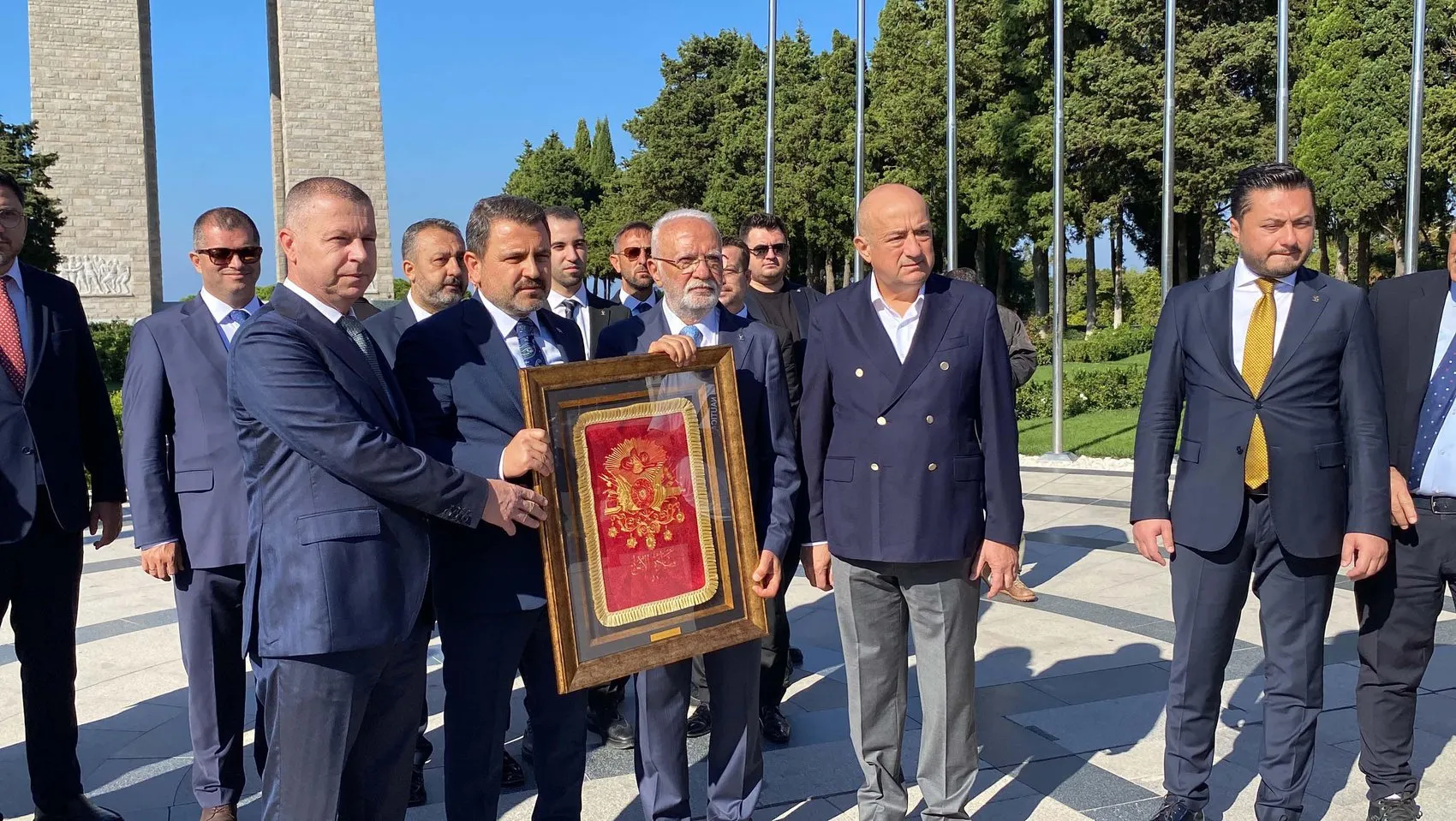 Mustafa Elitaş'tan Çanakkale mesajı: İç cepheyi güçlendirmenin anahtarı bu topraklarda gizli