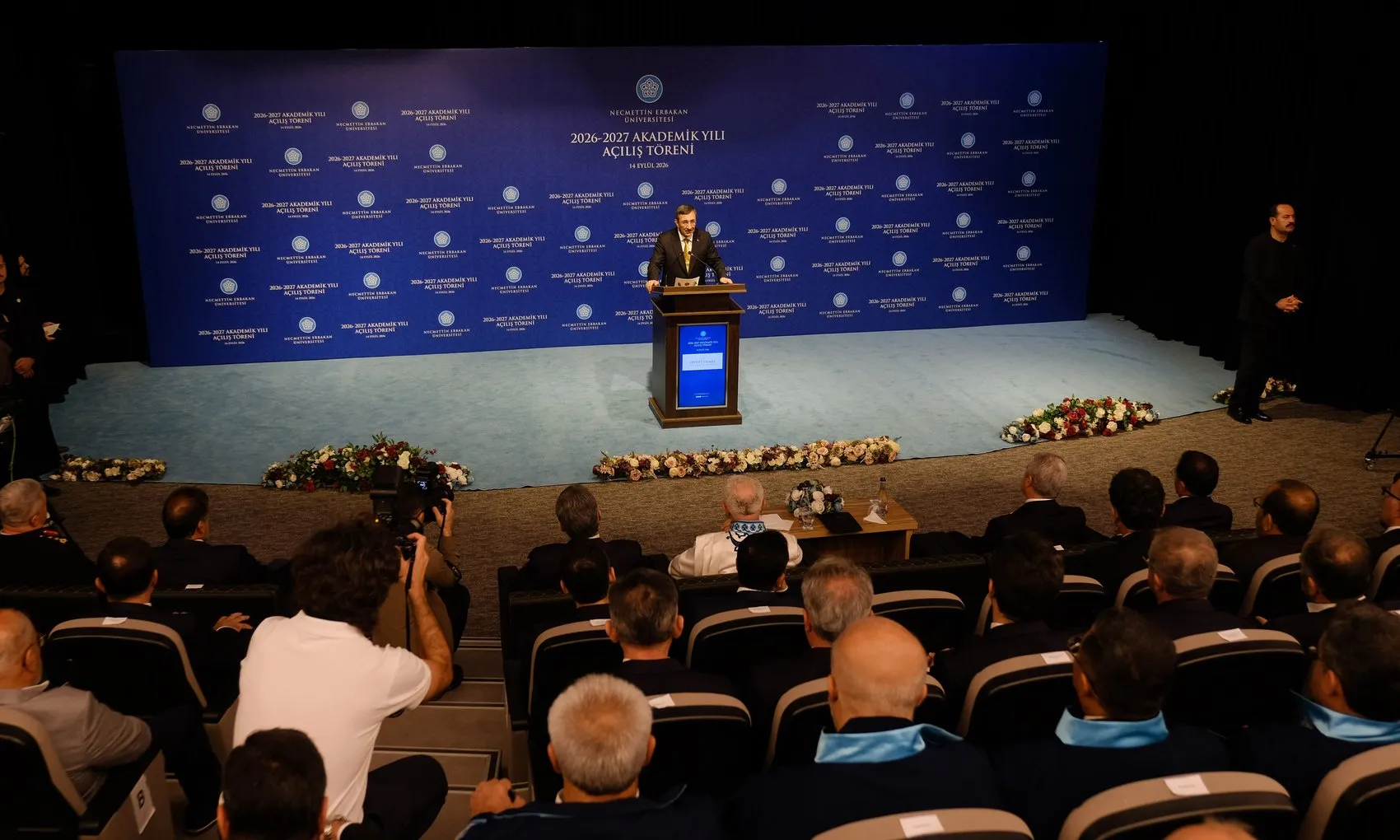 Cevdet Yılmaz'dan dijital çağ uyarısı: Sosyal medya aslında yalnızlığın adresi