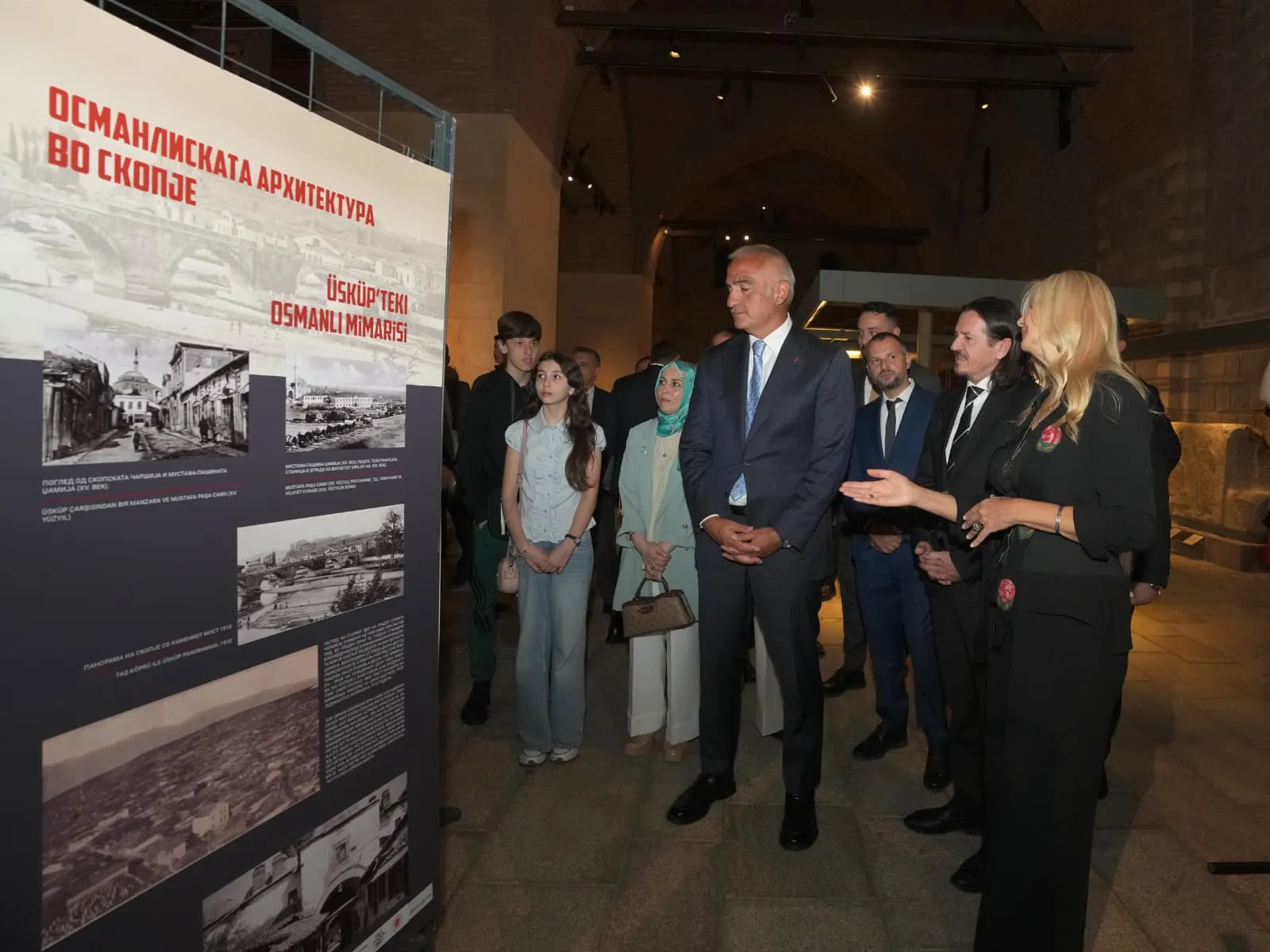 Ankara'da Tarihi Buluşma: İki Bakan Geçmişin İzlerini Paranın Yolculuğu Sergisinde Aradı