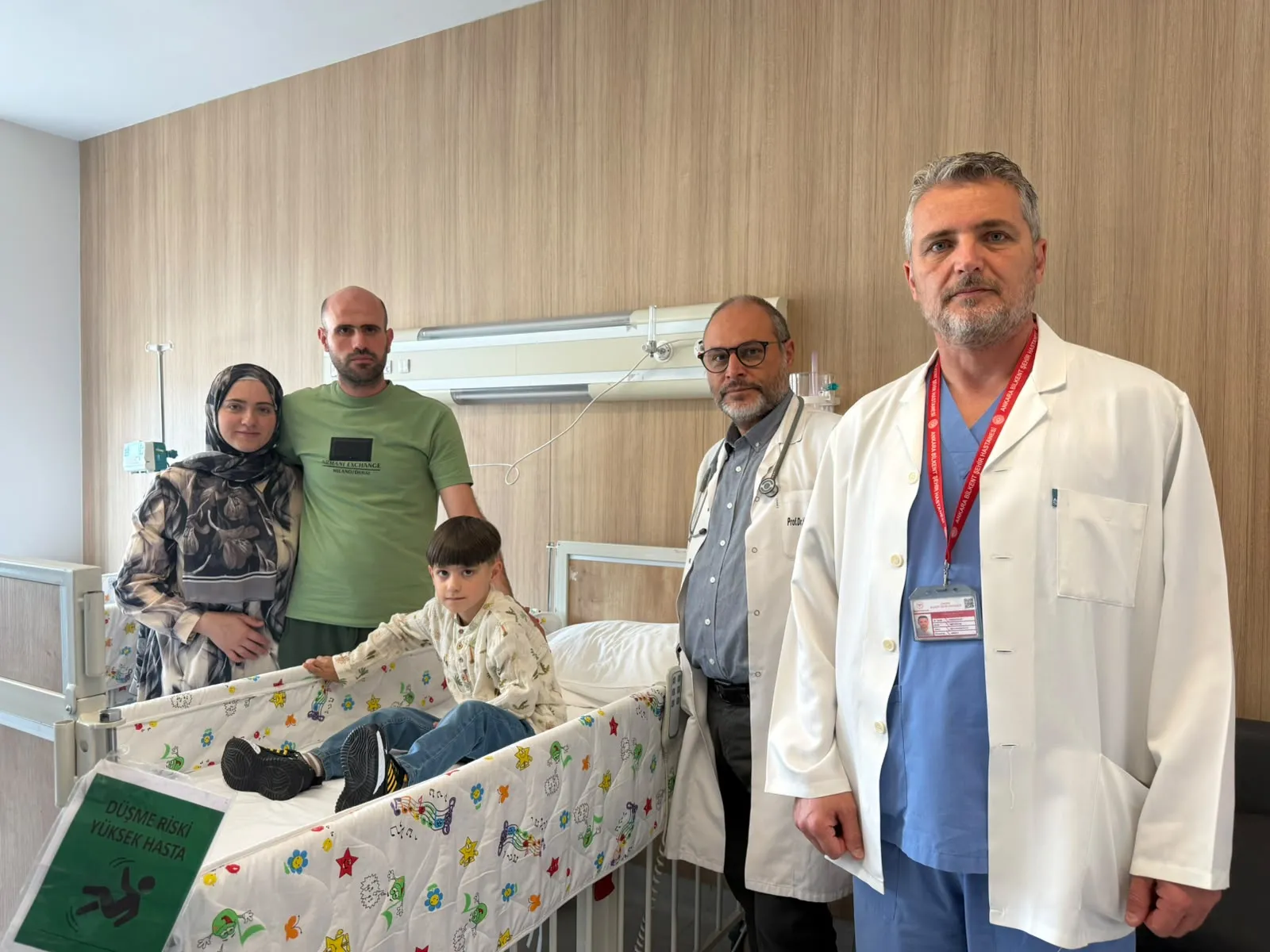 Tıp dünyasını şaşırtan vaka: Organları ayna görüntüsünde olan minik Ömer'e mucizevi dokunuş