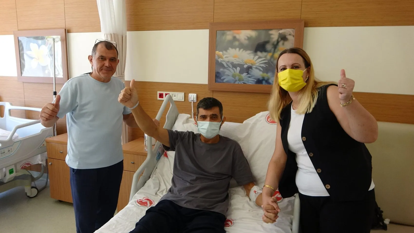 Ağrı kesiciler hayatını kararttı: 18 yıllık eşinin fedakarlığıyla hayata tutundu