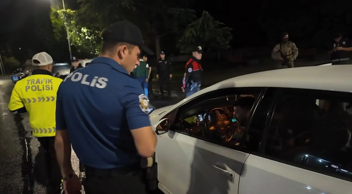 İstanbul semalarında keskin gözler: Harem Sahil yolunda kapsamlı güvenlik operasyonu