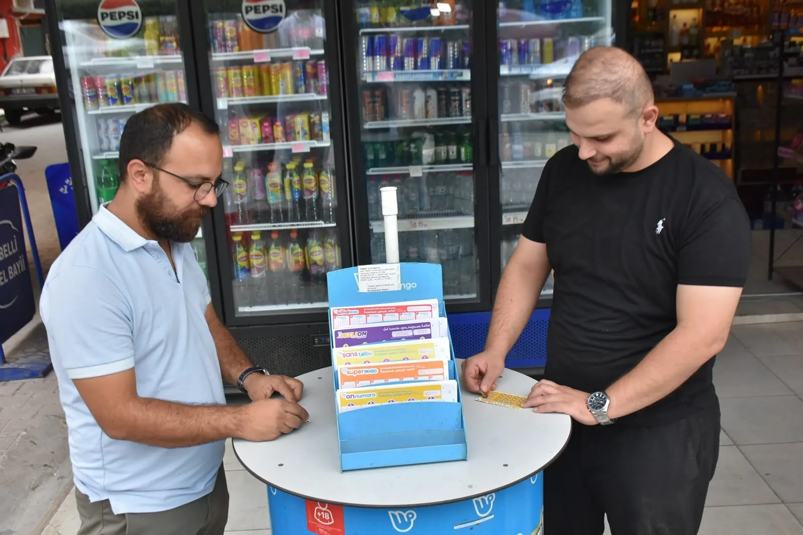 20 bin sandı, hayatı değişti: İzmir'deki o talihli büyük ikramiyeyi nasıl fark etti?
