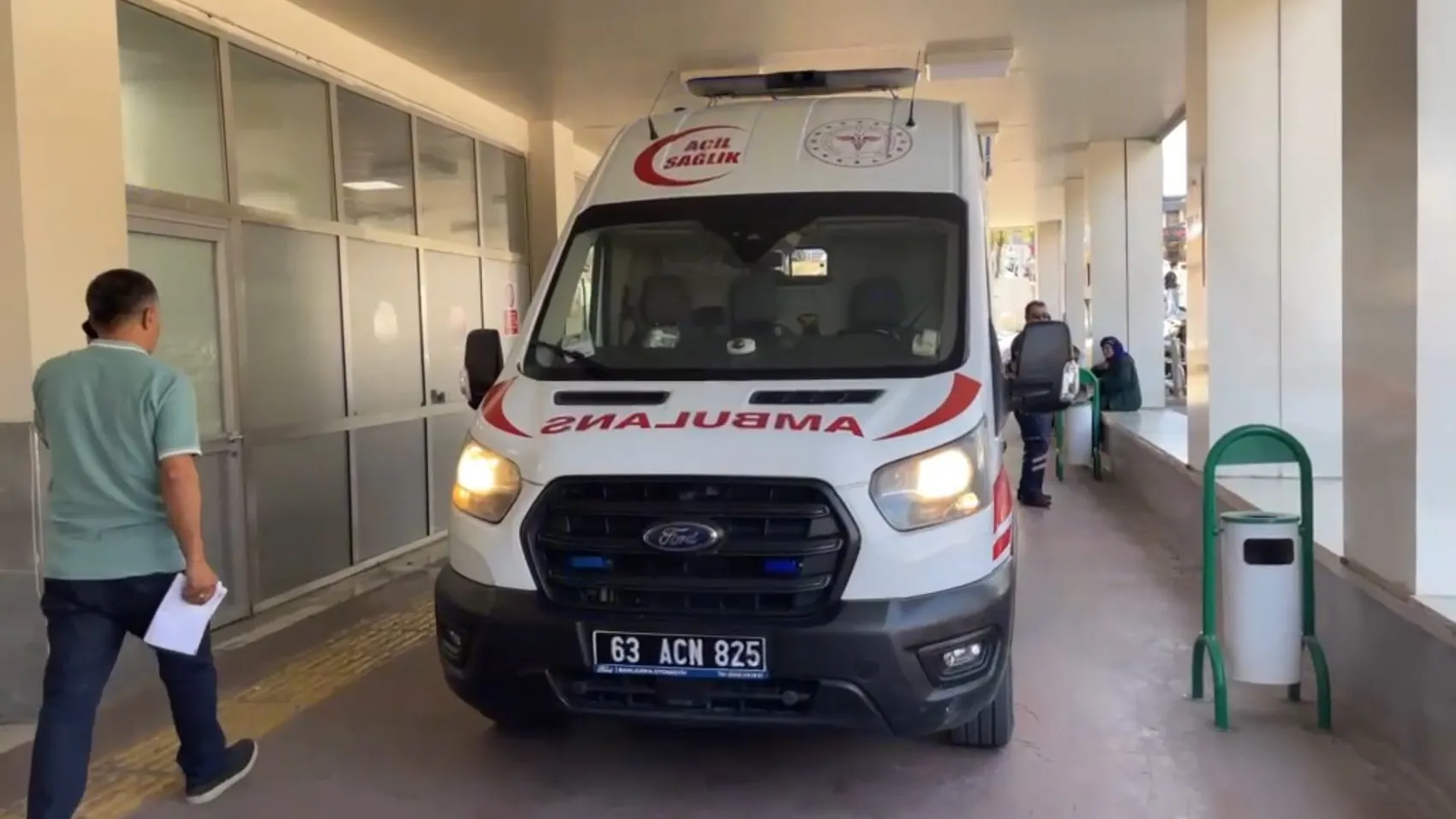 Suruç yolunda acı bilanço: Minibüs TIR'a çarptı, iki kişi hayatını kaybetti