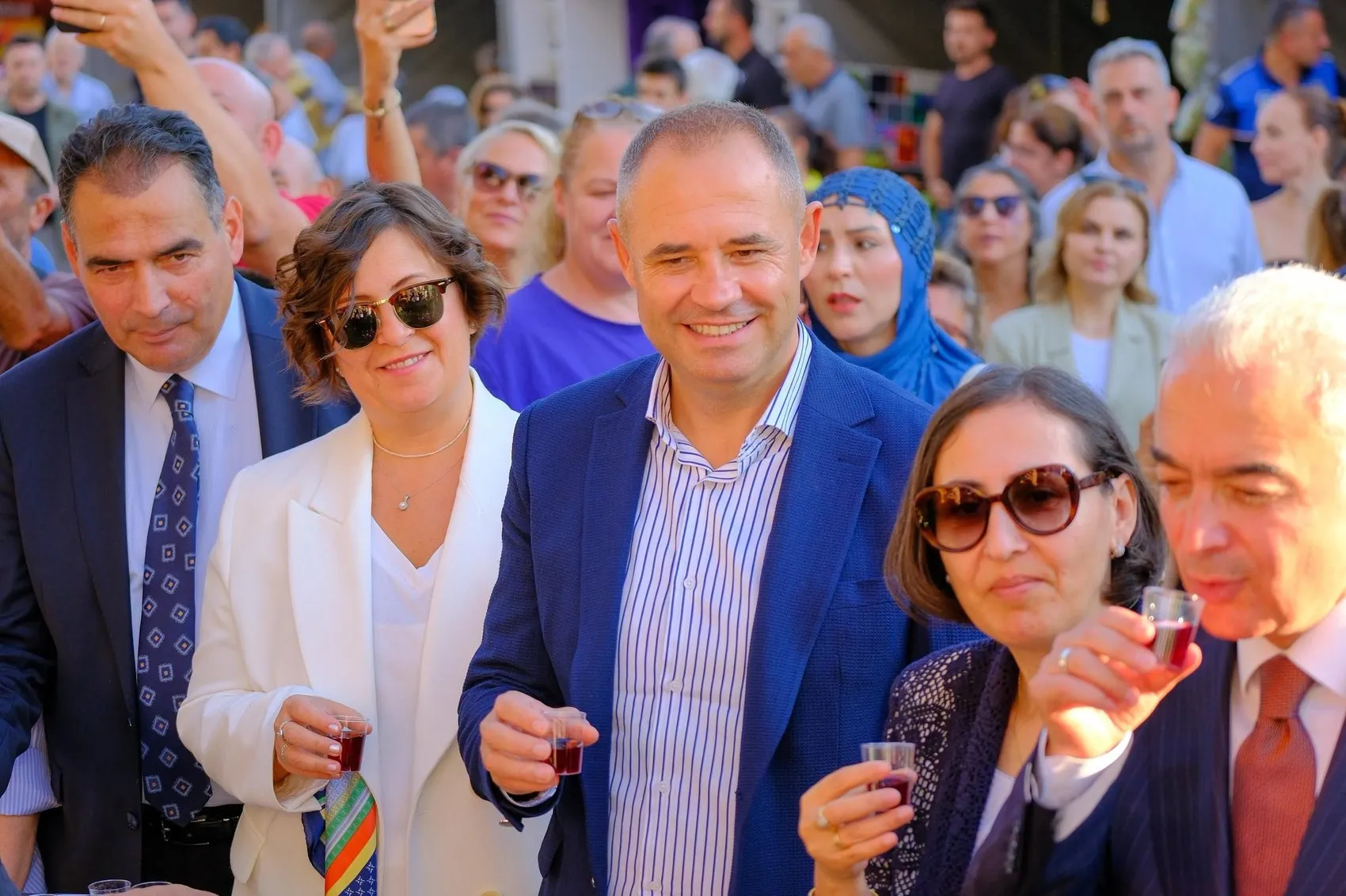 Kırklareli'nde nostalji rüzgarı: Tarihi mahallede üzümün bereketi kutlanıyor