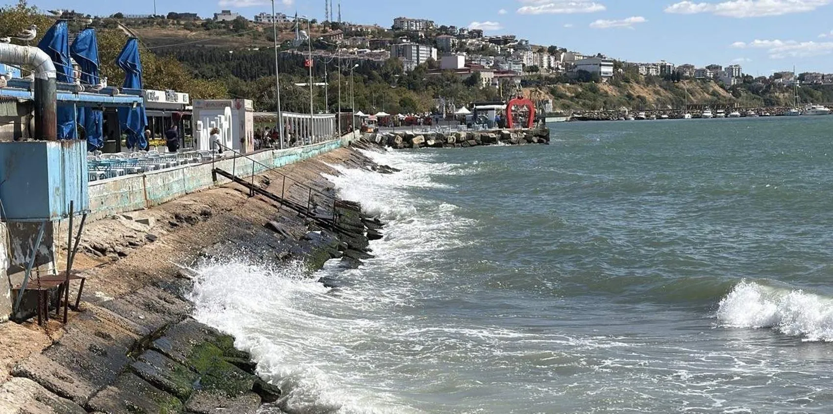 Marmara'da poyraz bereketi vurdu: Balıkçılar ağlarını onarıyor, gözler perşembe gününde