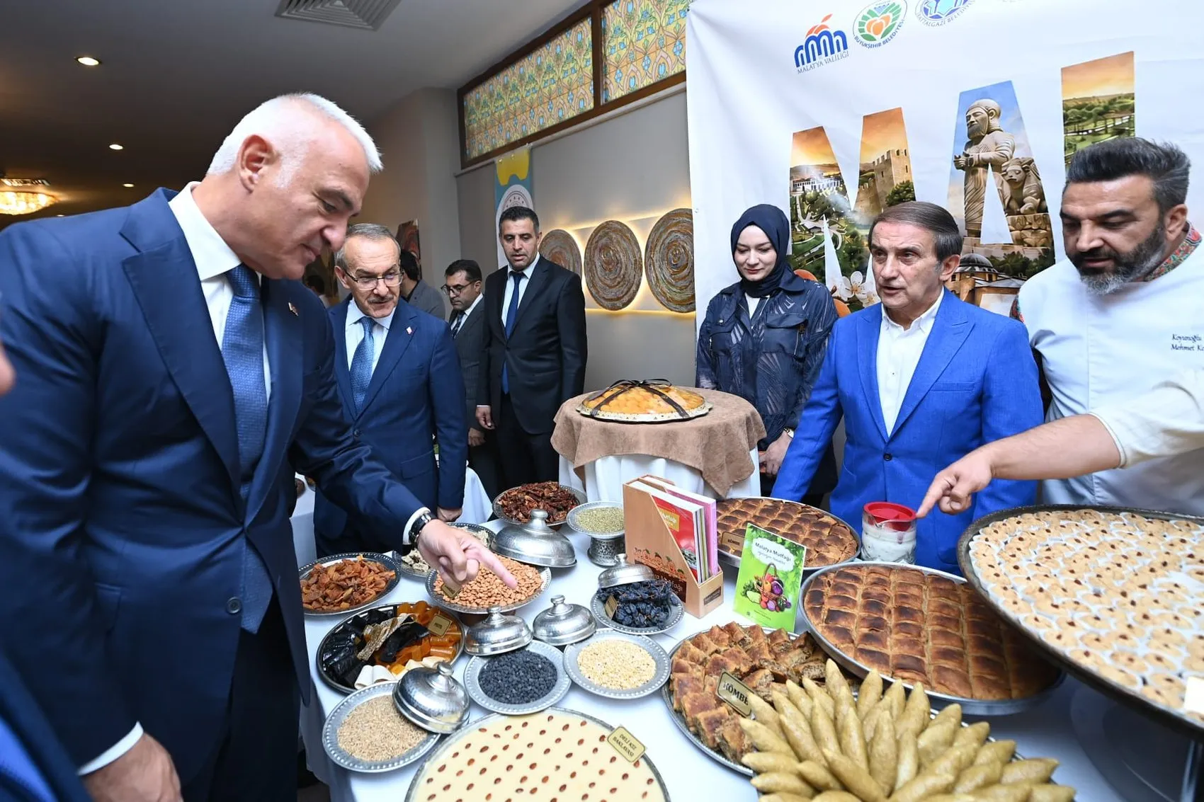 Doğu Anadolu'nun turizm rotası yeniden çiziliyor: Bakan Ersoy'dan 5 şehre stratejik çağrı
