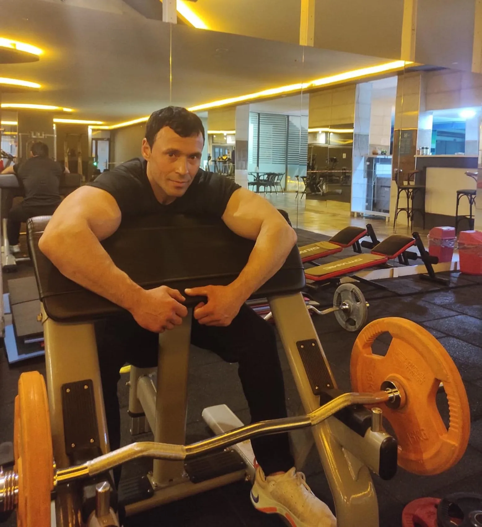 Erzurum'un zirvesinde sıra dışı bir yaşam: Fitness salonundan 2044 rakımlı yaylaya uzanan başarı hikayesi