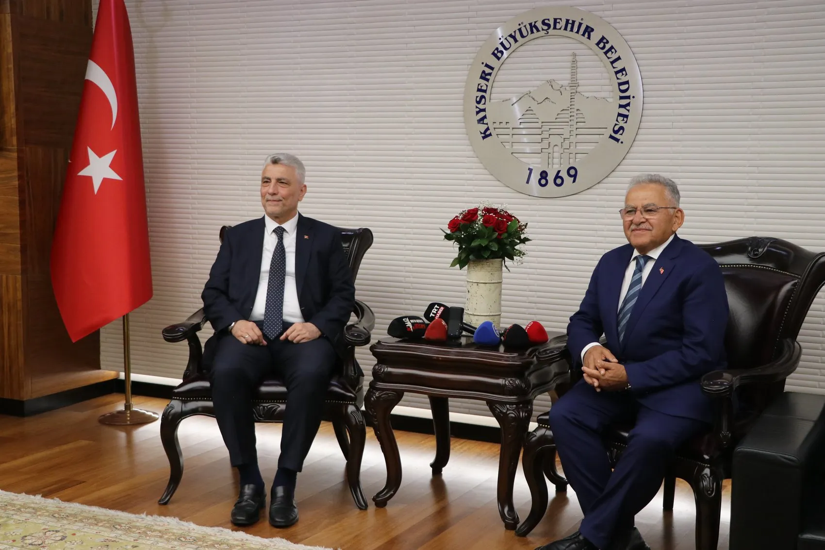 Bakan Bolat'tan Kayseri'de iddialı çıkış: Türkiye artık küresel ligin üst sıralarına yerleşiyor