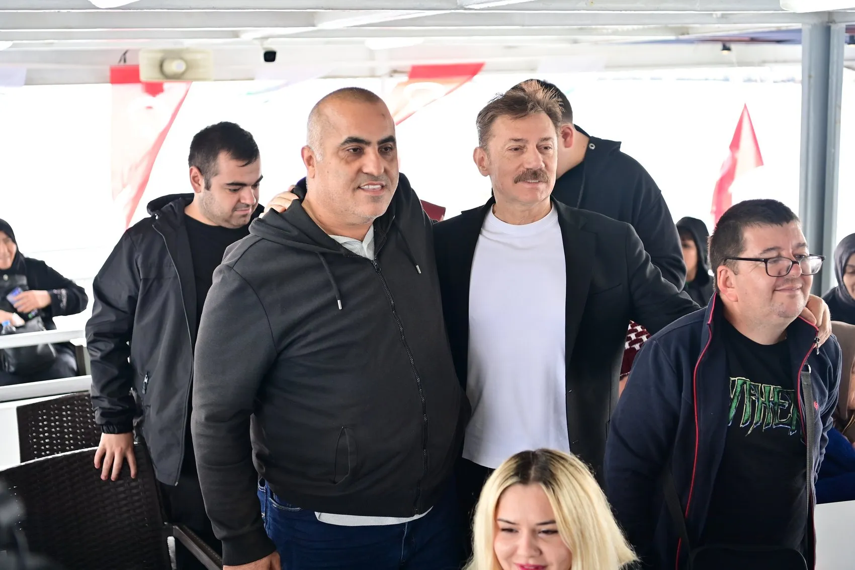 İstanbul Boğazı'nda unutulmaz gün: Özel gereksinimli bireyler için deniz keyfi