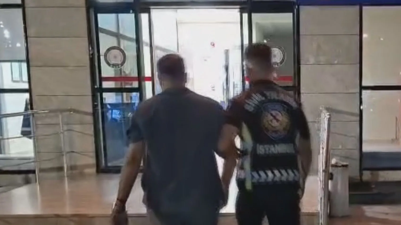 Trafikte dehşet saçan sürücüye ağır fatura: Ehliyetine el konuldu