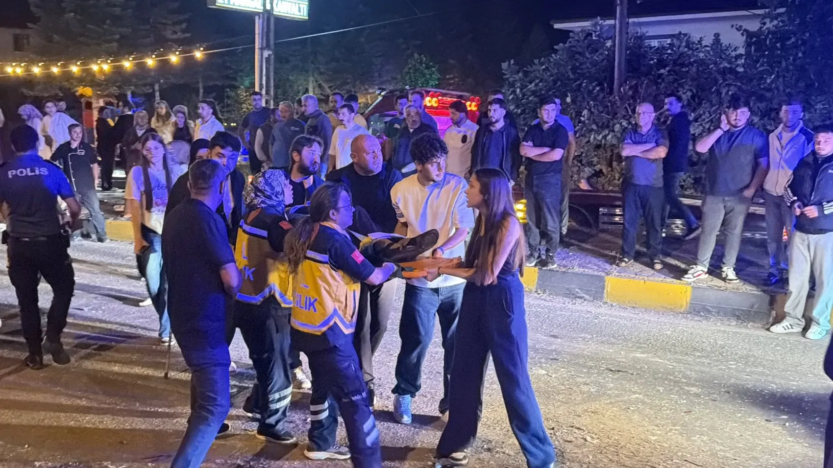 Düğün dönüşü kabusa döndü: Bartın'da zincirleme facianın eşiğinden dönüldü