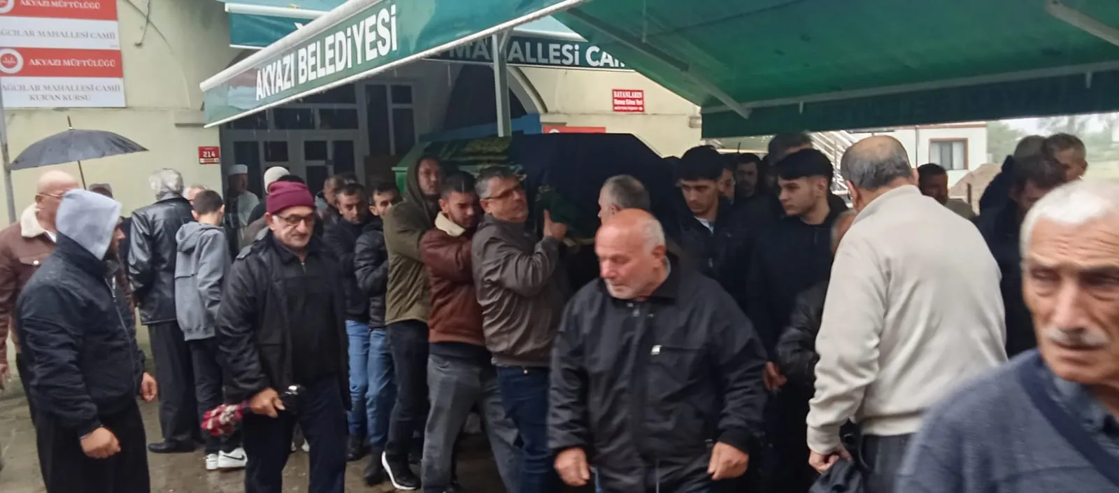 Sakarya'da 23 günlük yaşam mücadelesi acı bitti: 6 çocuk annesi hayata tutunamadı