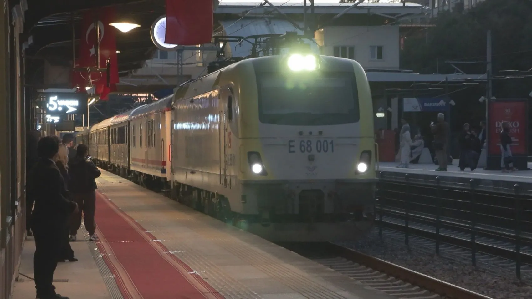 Efsanevi Orient Express İstanbul'da: Rayların üzerindeki sihirli yolculuk sona erdi