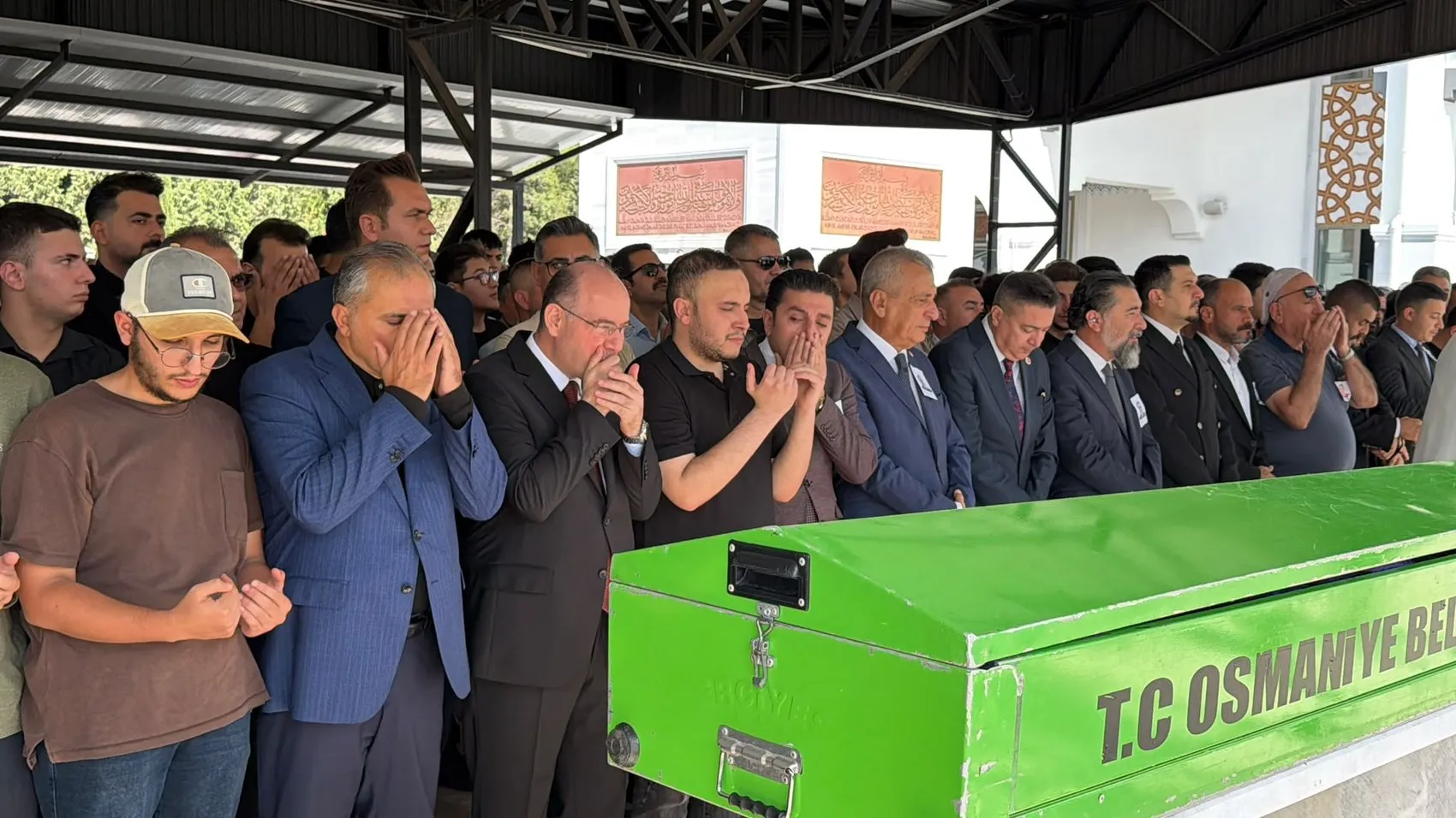 Osmaniye'de eğitim camiasını sarsan cinayet: Öğretmen Mehmet Bilgili son yolculuğuna uğurlandı