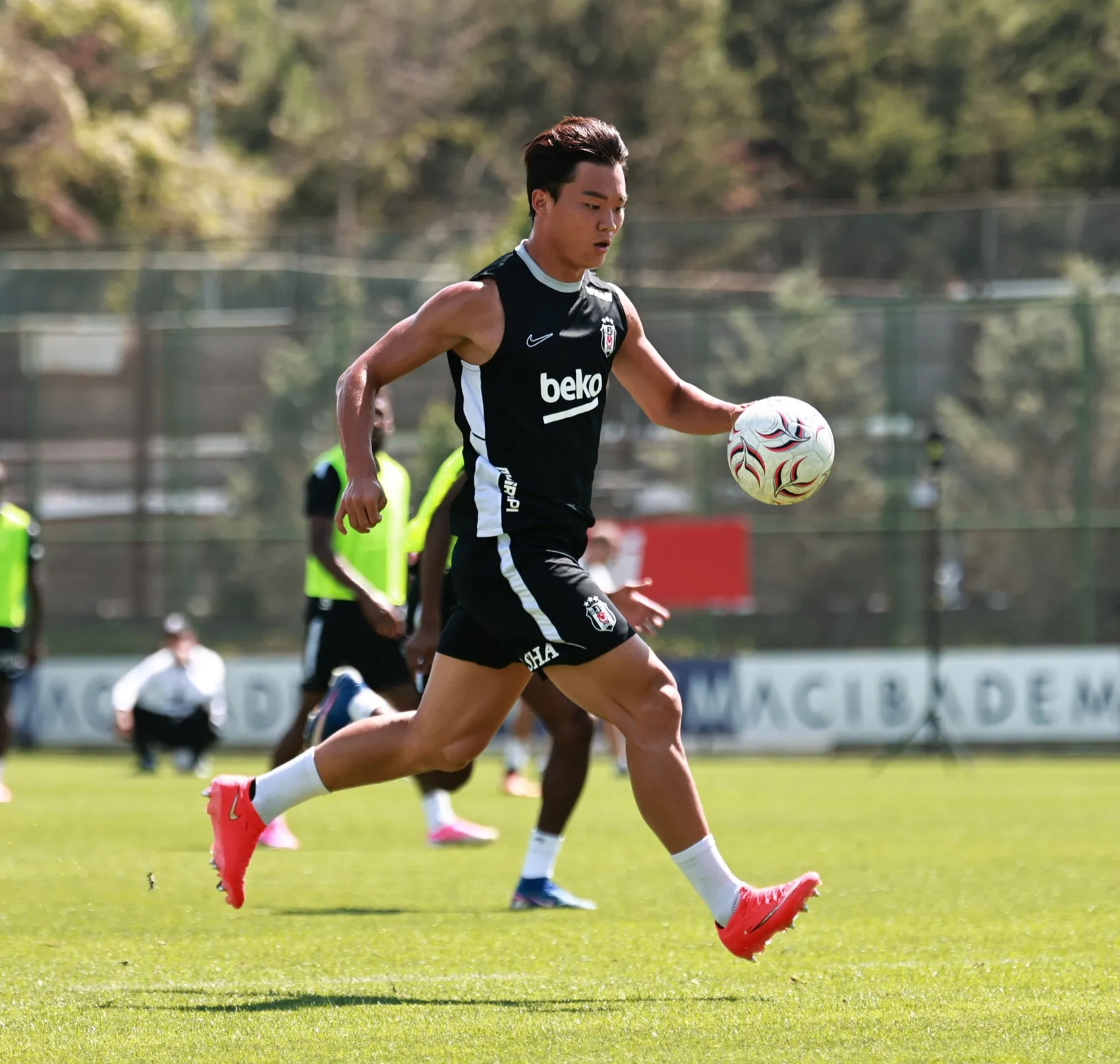 Derbi mesaisi kaldığı yerden devam ediyor: Kartal'da hedef galibiyet