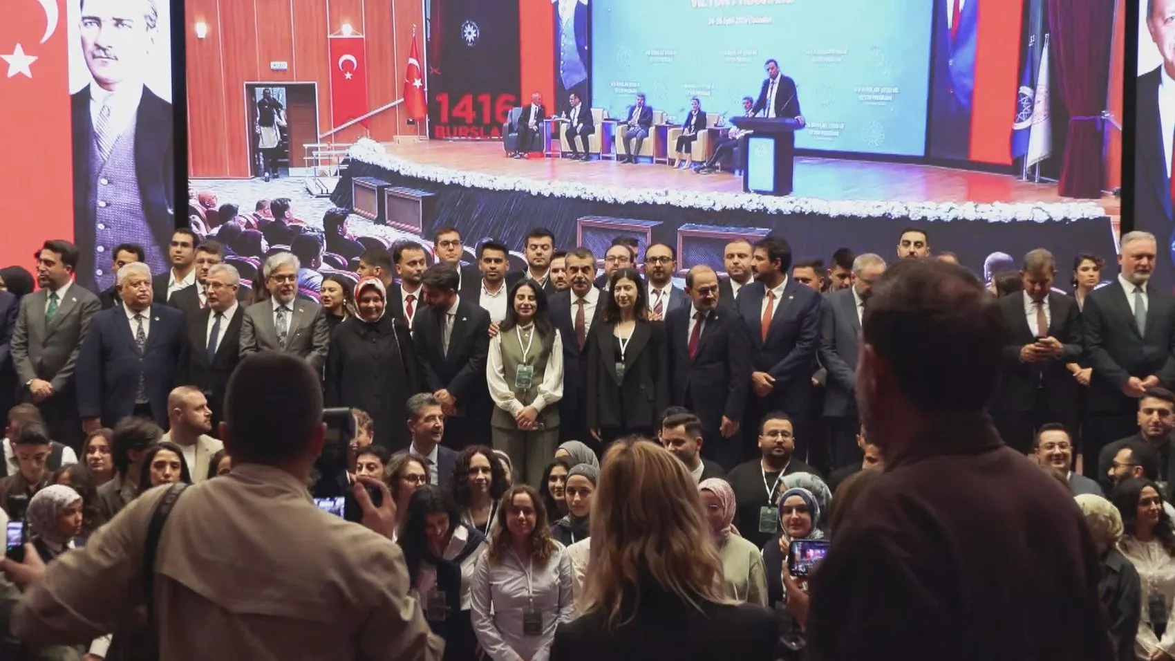 Bakan Tekin'den yurt dışı eğitiminde köklü değişim: Artık Türkiye üzerine tez yazmak yok