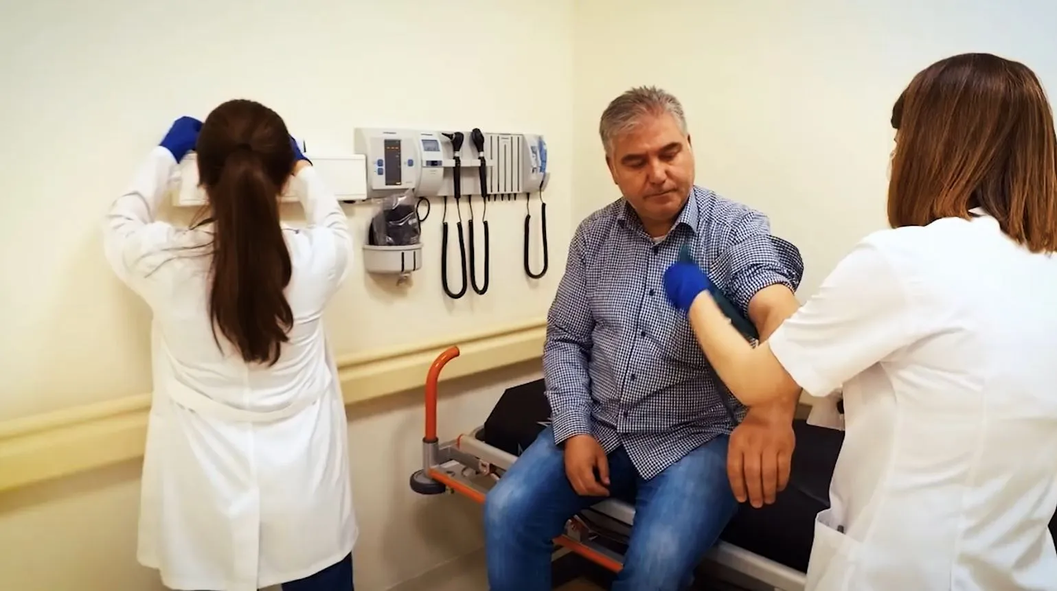 Sağlıkta devasa rakamlar: Şehir hastaneleri 12 milyon cerrahi müdahaleye ev sahipliği yaptı