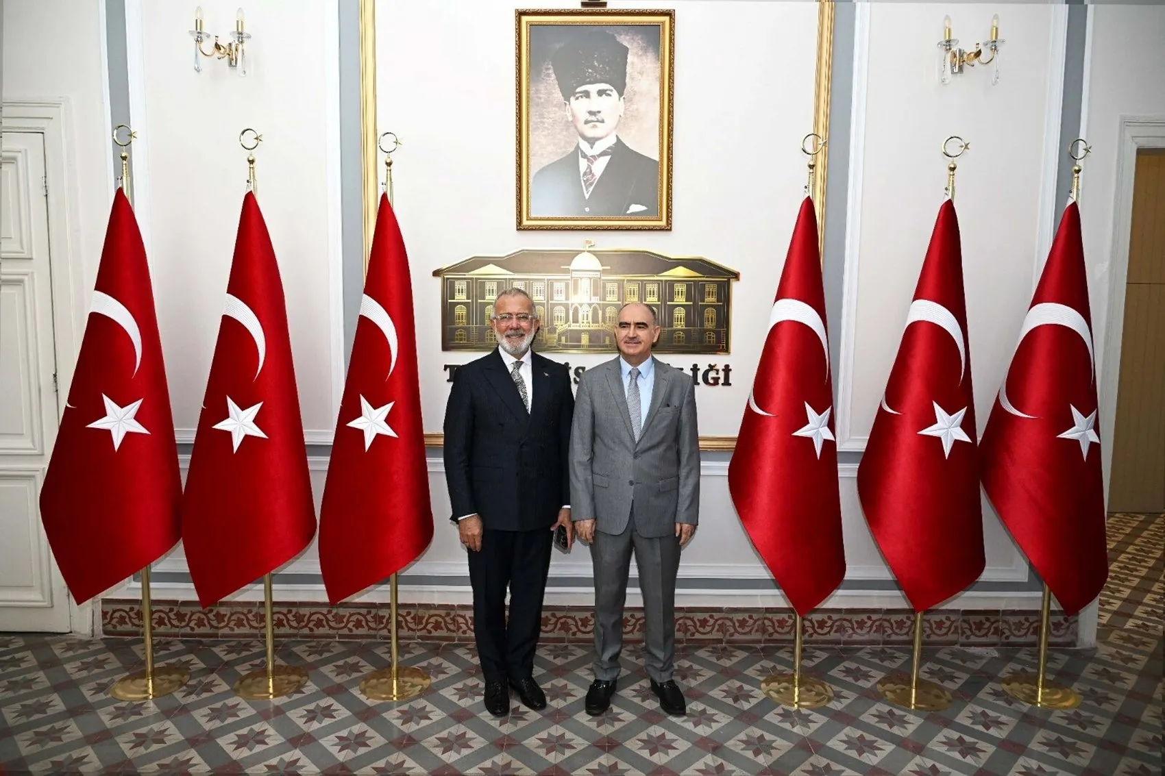 Manisa'da eğitim hamlesi: Yeni nesiller için devasa yatırım