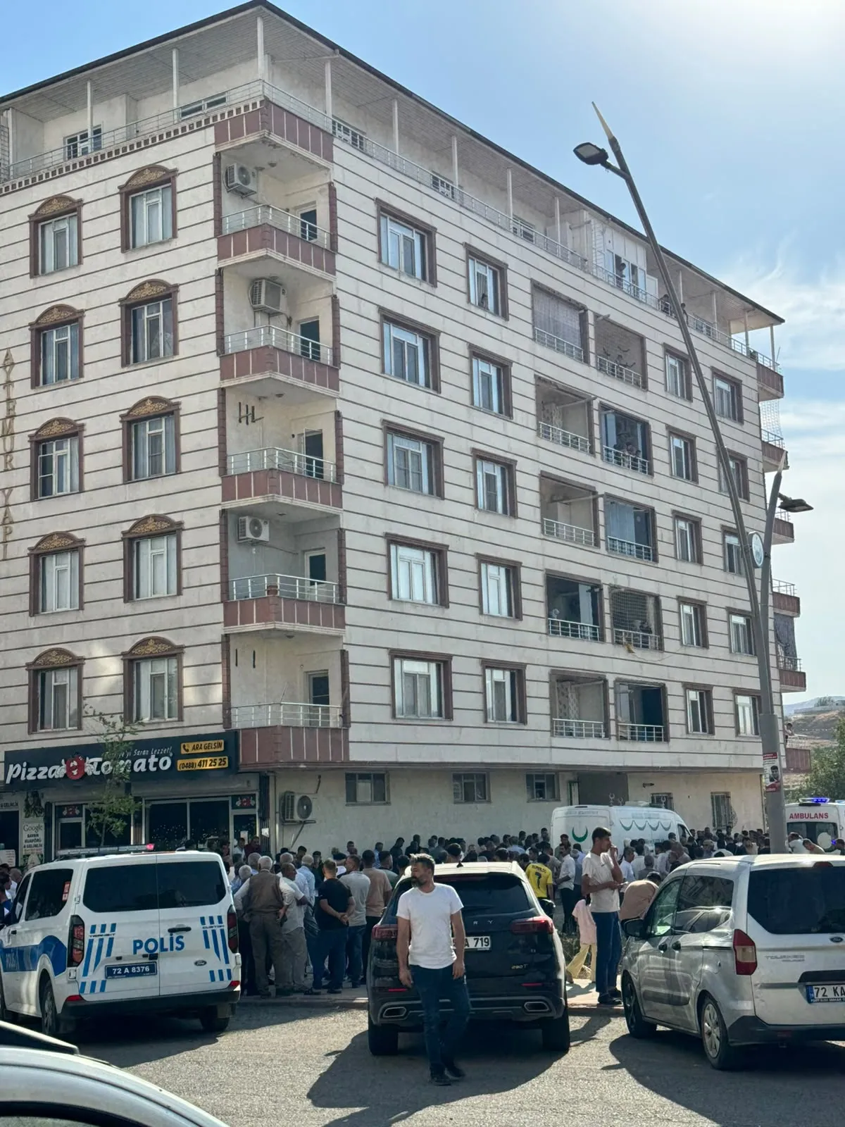 Kozluk'ta kan donduran trajedi: Bir baba ailesini yok edip yaşamına son verdi