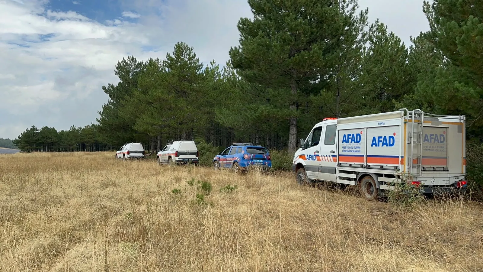 Ormanda iki günlük yaşam mücadelesi: Yaşlı çiftin traktör kazası korkuttu