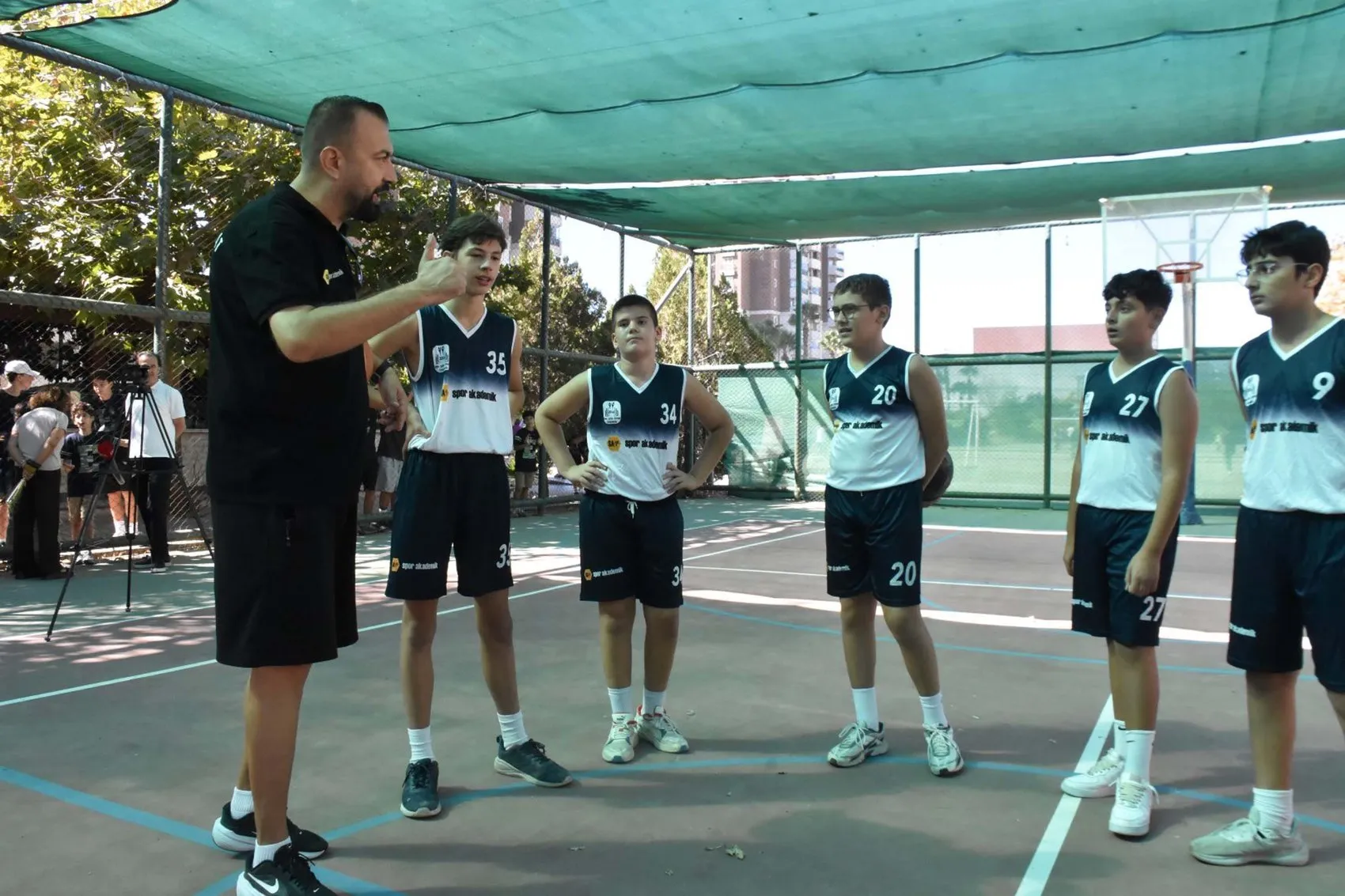 Özel Okulların Basketbol Hegemonyasını Yıkan Devlet Okulu: Şampiyonluktan Transfer Tekliflerine Uzanan Başarı Hikayesi