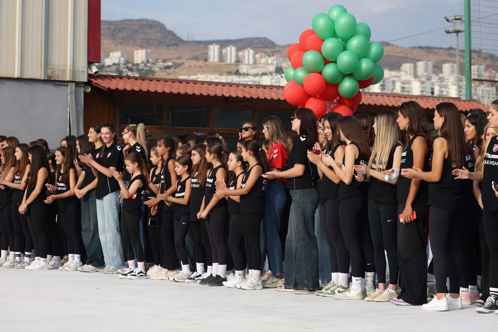 Karşıyaka'da voleybolun geleceği için dev adım: İkinci salon yükseliyor