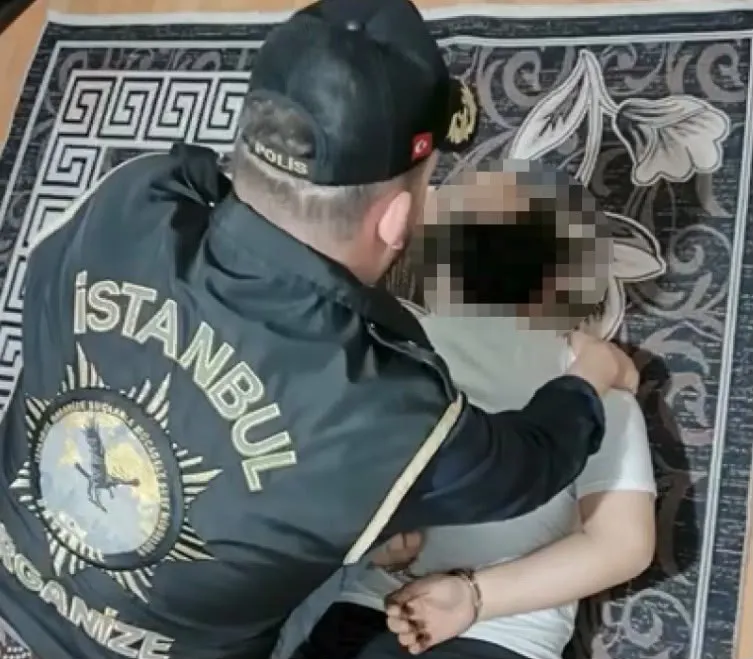 İstanbul'da suç ağlarına büyük darbe: 5 ilçede eş zamanlı baskın