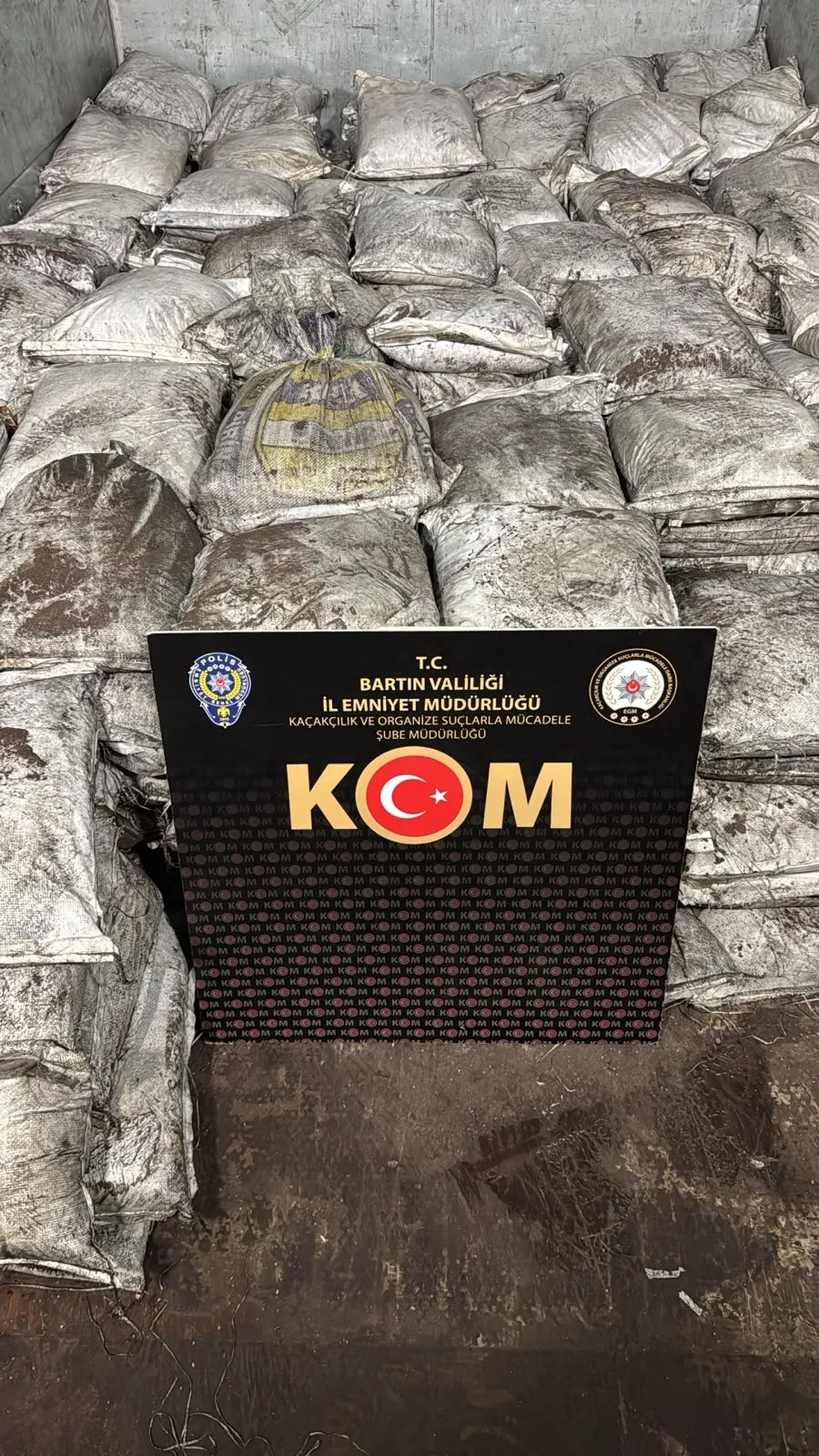 Sıradan bir evin deposundan servet çıktı: 40 milyonluk operasyon