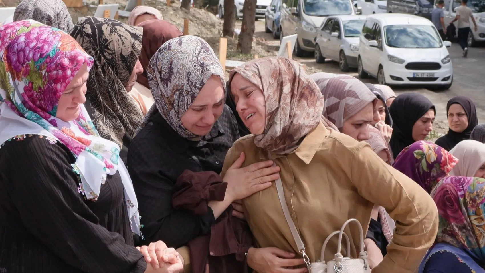 Seraç ailesinin yürek yakan sınavı: 7 ayda üç evlat acısı
